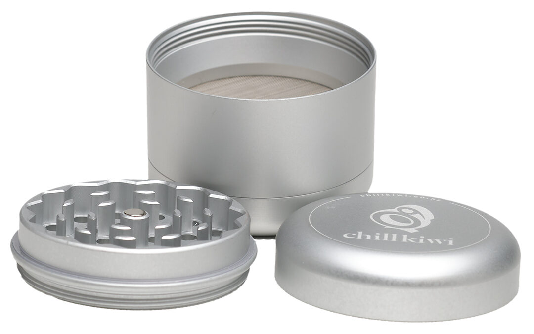 Aluminium herb grinder